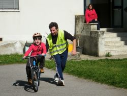 LA BICI NELLE SCUOLE DELL' INFANZIA