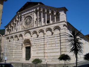 Carrara Duomo di Sant'Andrea